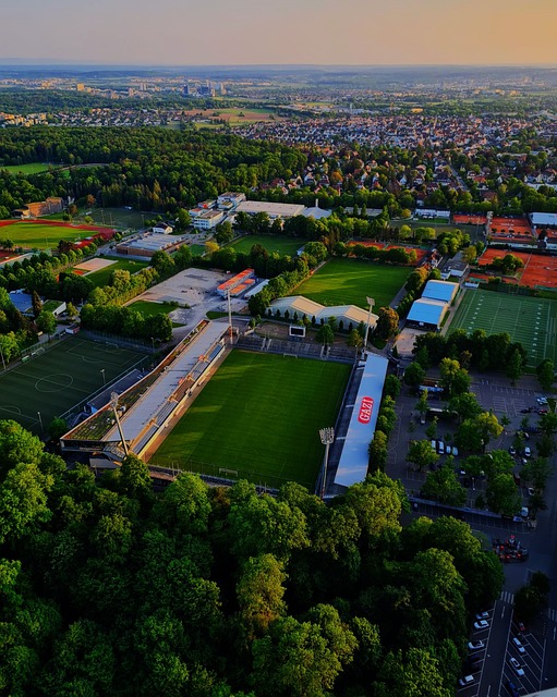 也折射出了 也折射出了